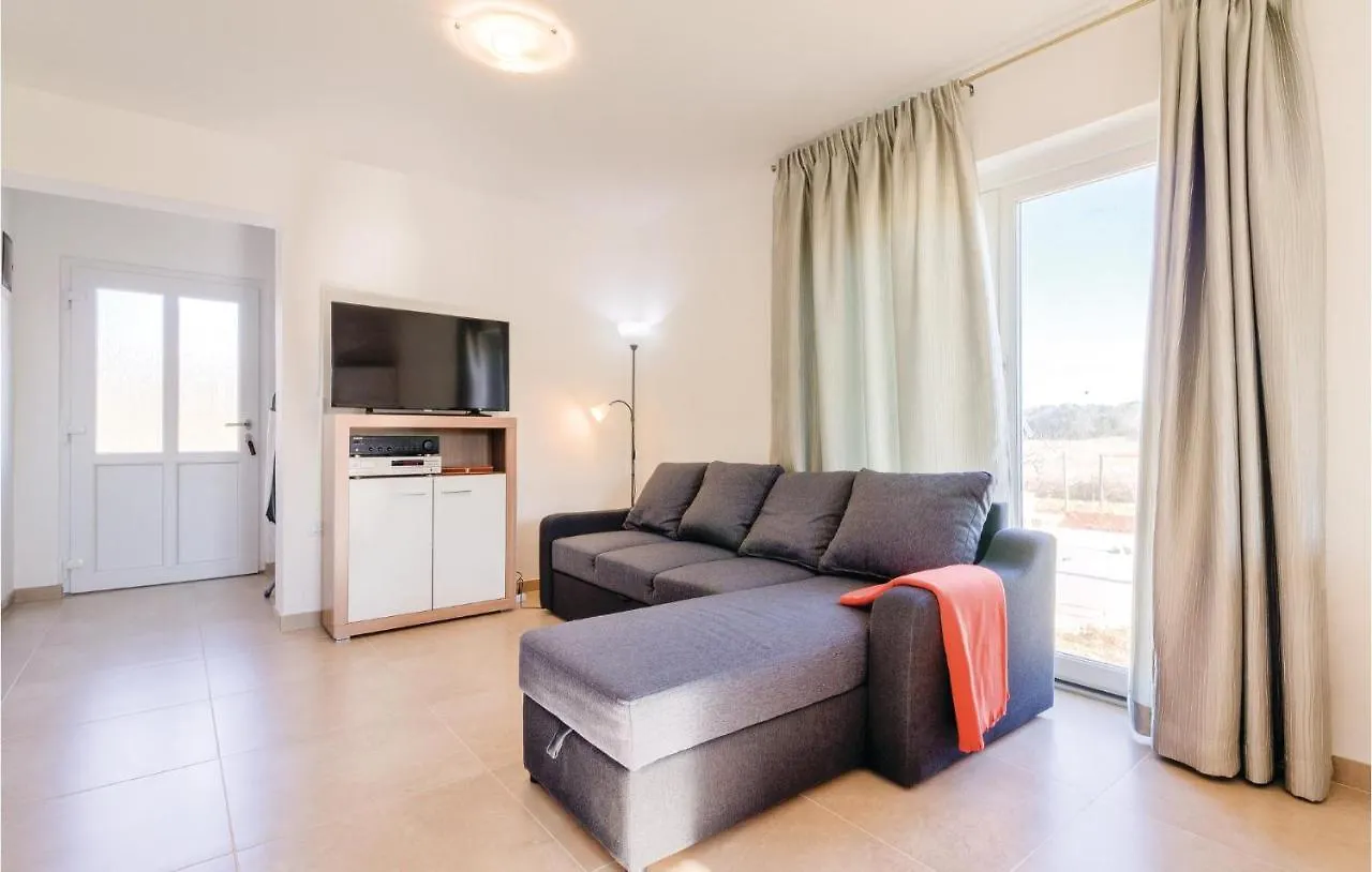 Awesome Home In Valtura With Wifi 0*,  Хорватия